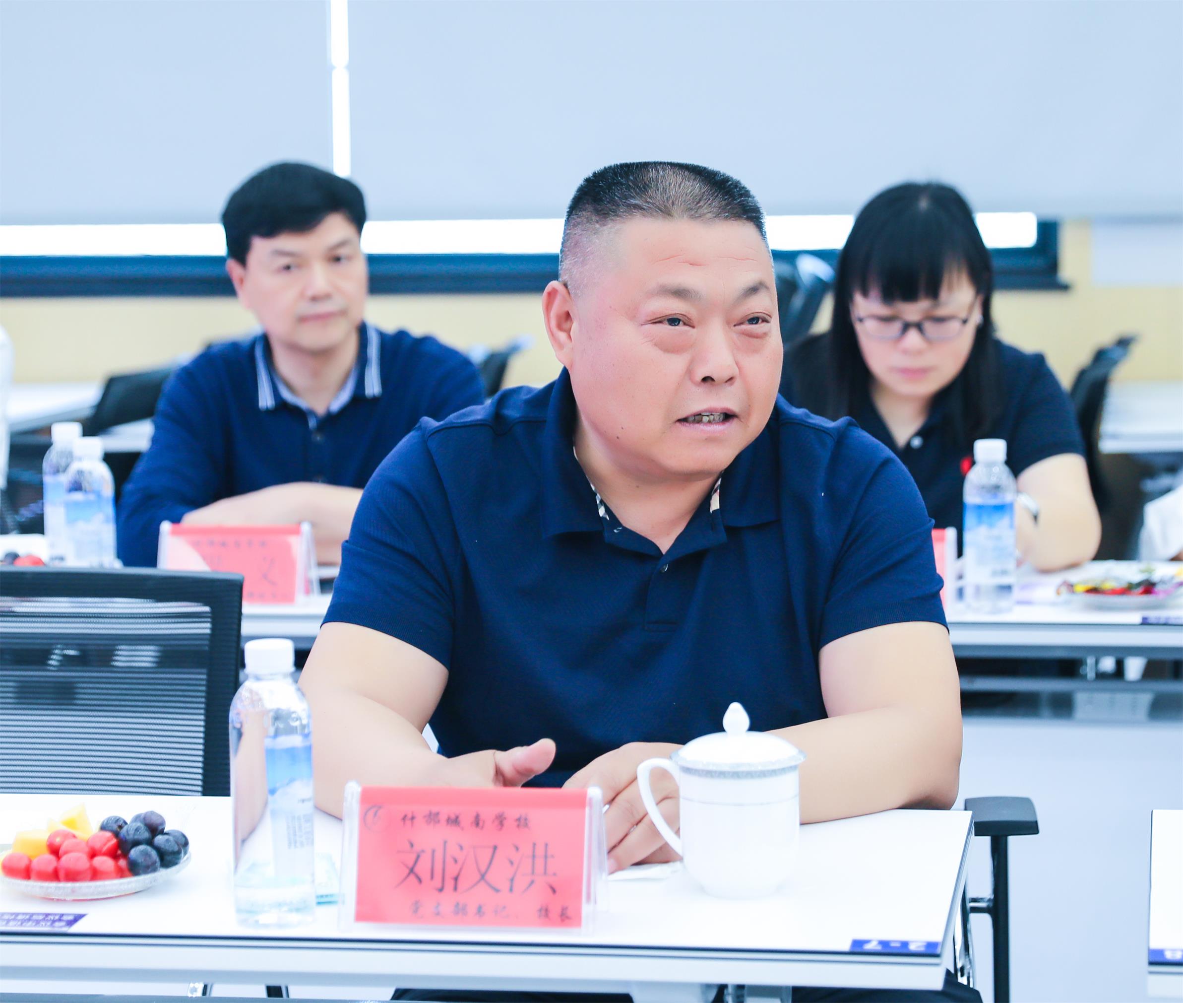 http://qiniu.cloudhong.com/image_2025-04-30_6811885fe454a.jpg
